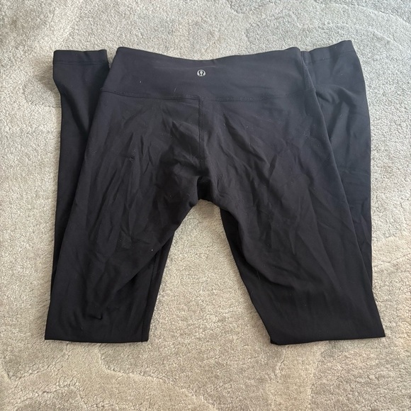 Lululemon Wunder Under Crop Leggings – Size 4, Black - Picture 3 of 3